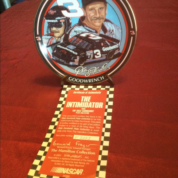 Set of 5 Dale Earnhardt Collector Plates - Picture 8 of 11